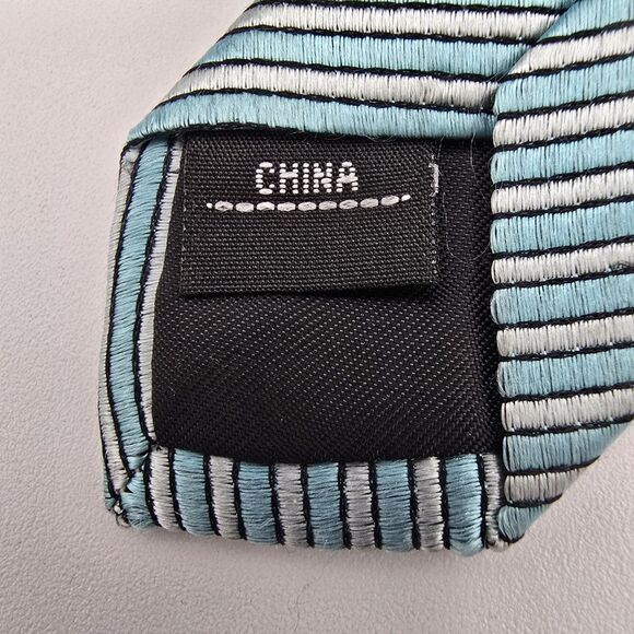 Mens Necktie Croft & Barrow NeckTie Blue White Geometric 58" x 4" Vintage - Picture 5 of 6